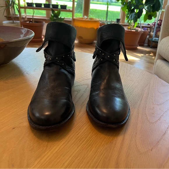 Free People Black Alamosa Leather Cuffed Ankle Boots  unworn sz 6 - Picture 6 of 7